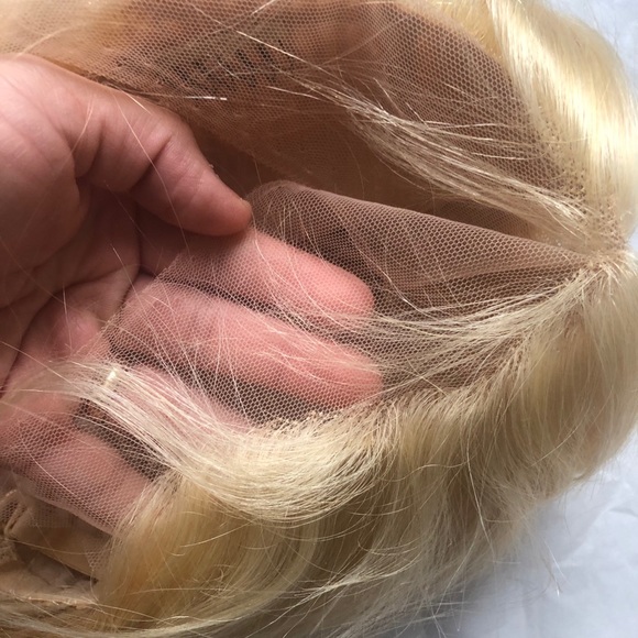 26” lace front blonde 613 T line human hair wig - Picture 14 of 15